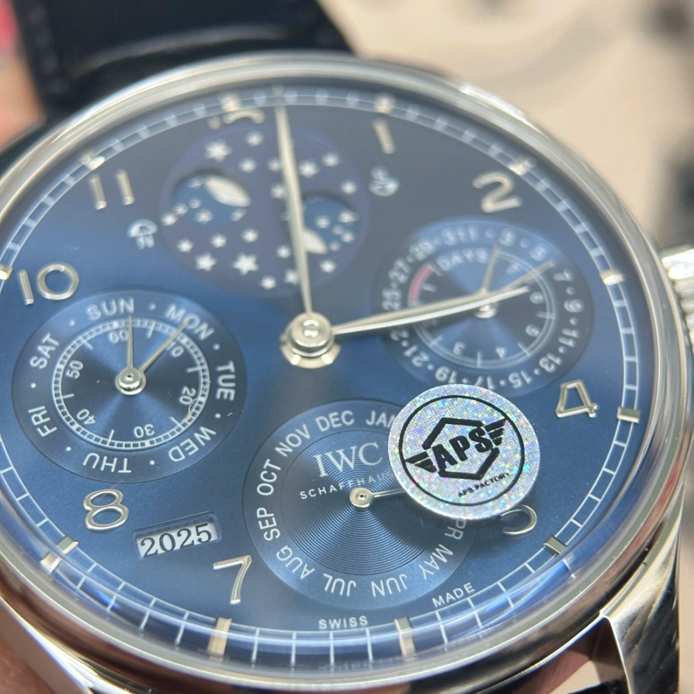 APS廠 IWC 萬國 葡萄牙系列 IW503405 萬年歷 藍面 真功能 香港可面交