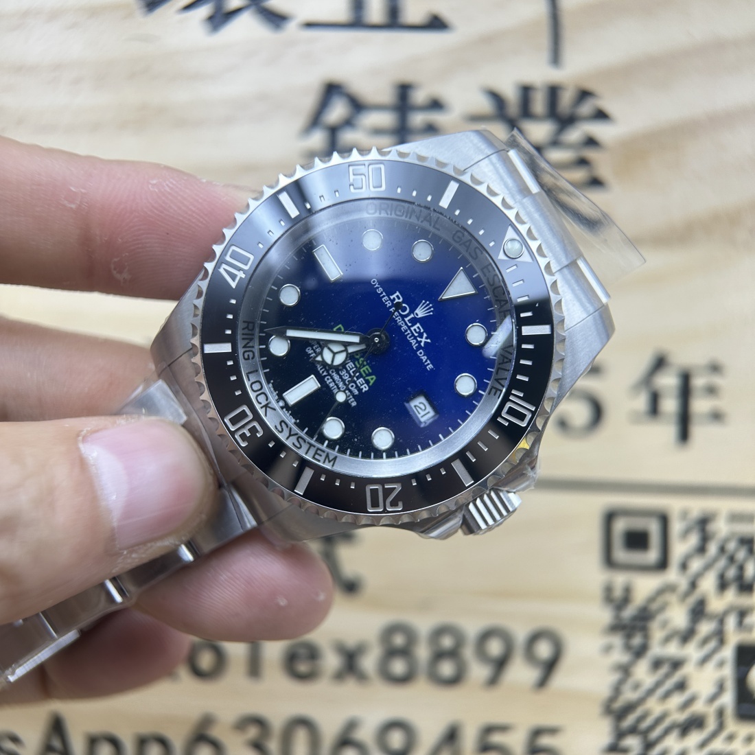 C+廠複刻 ROLEX 勞力士 大水鬼 DEEP-SEA 126660 漸變藍鬼王 3235機芯 44MM 香港可面交