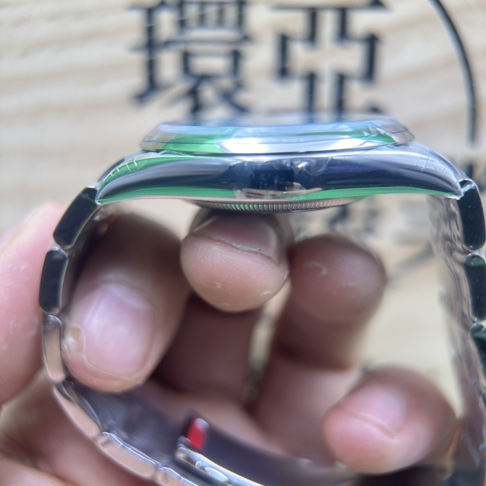 VS廠 超頂級複刻手錶 ROLEX OYSTER 勞力士 蠔式恒動系列 M134300-0006腕錶 綠色 3230機芯 904L精鋼 香港可面交