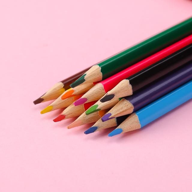 慕慧12色三角杆软木高级芯儿童书写绘画彩铅卡通熊猫彩盒包装