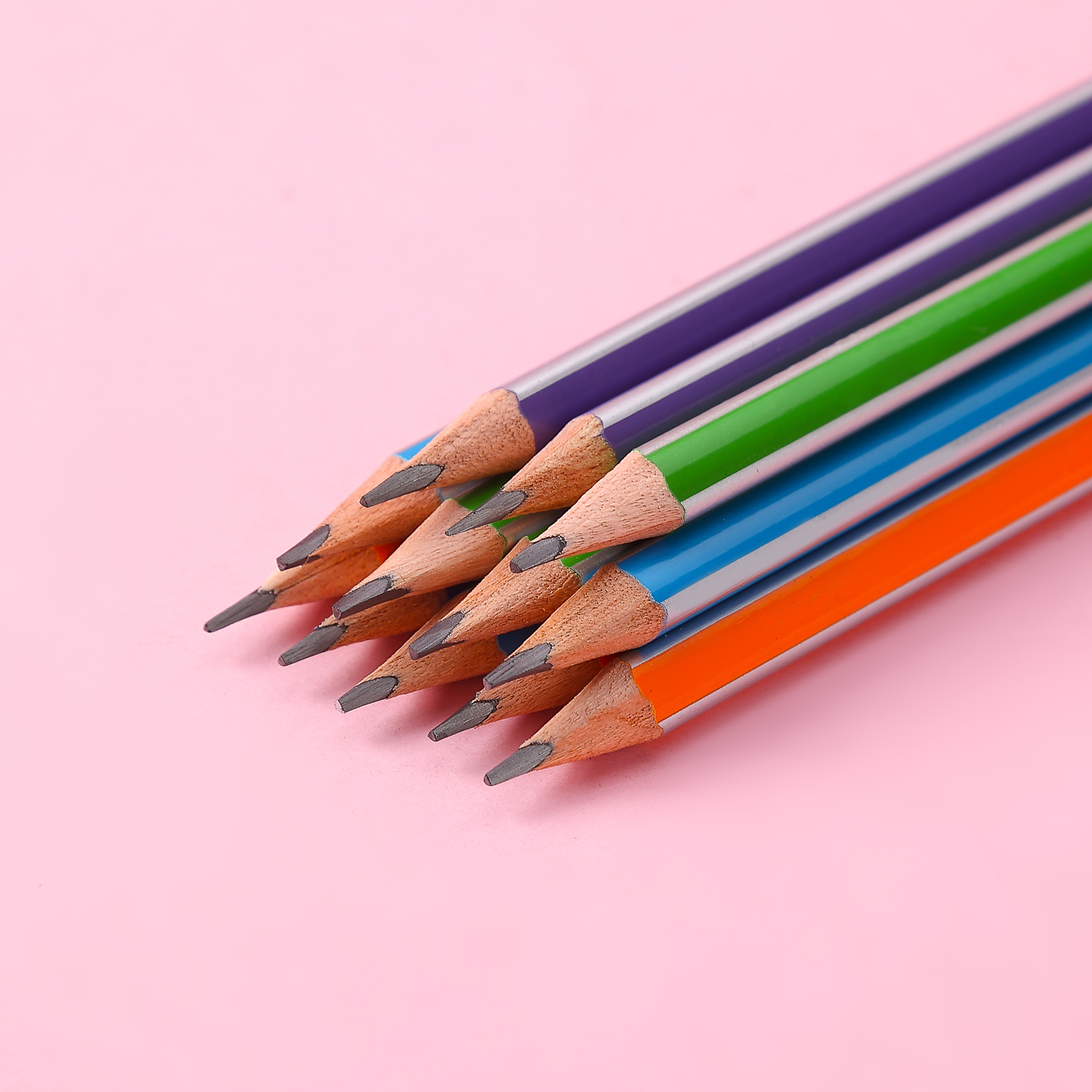 Muhui HB Triangle Rod Softened Wood Eraser Pencil 12-Pack Box with 2.2mm Lead Core