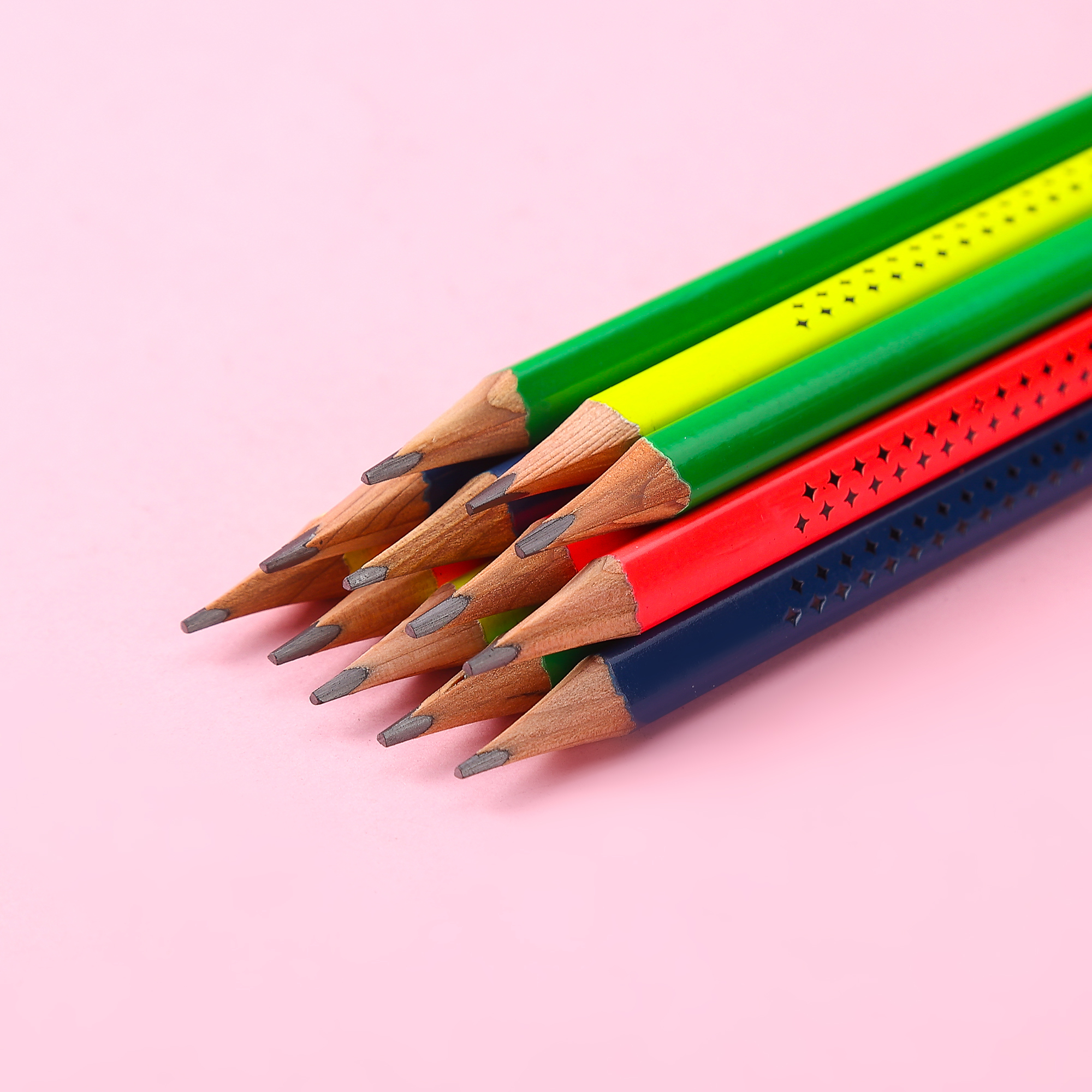 Mu Hui HB Triangular Rod Poplar Wood Tip Pencils (12 Pack in Box)