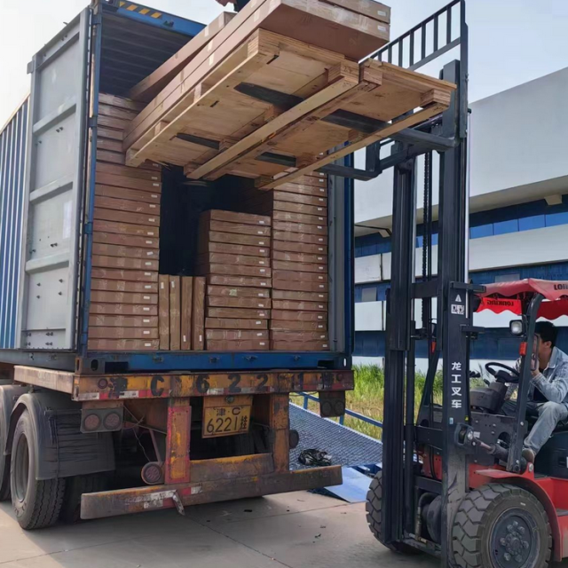 Indoor WPC Fluted Wall Panel 168x24mm