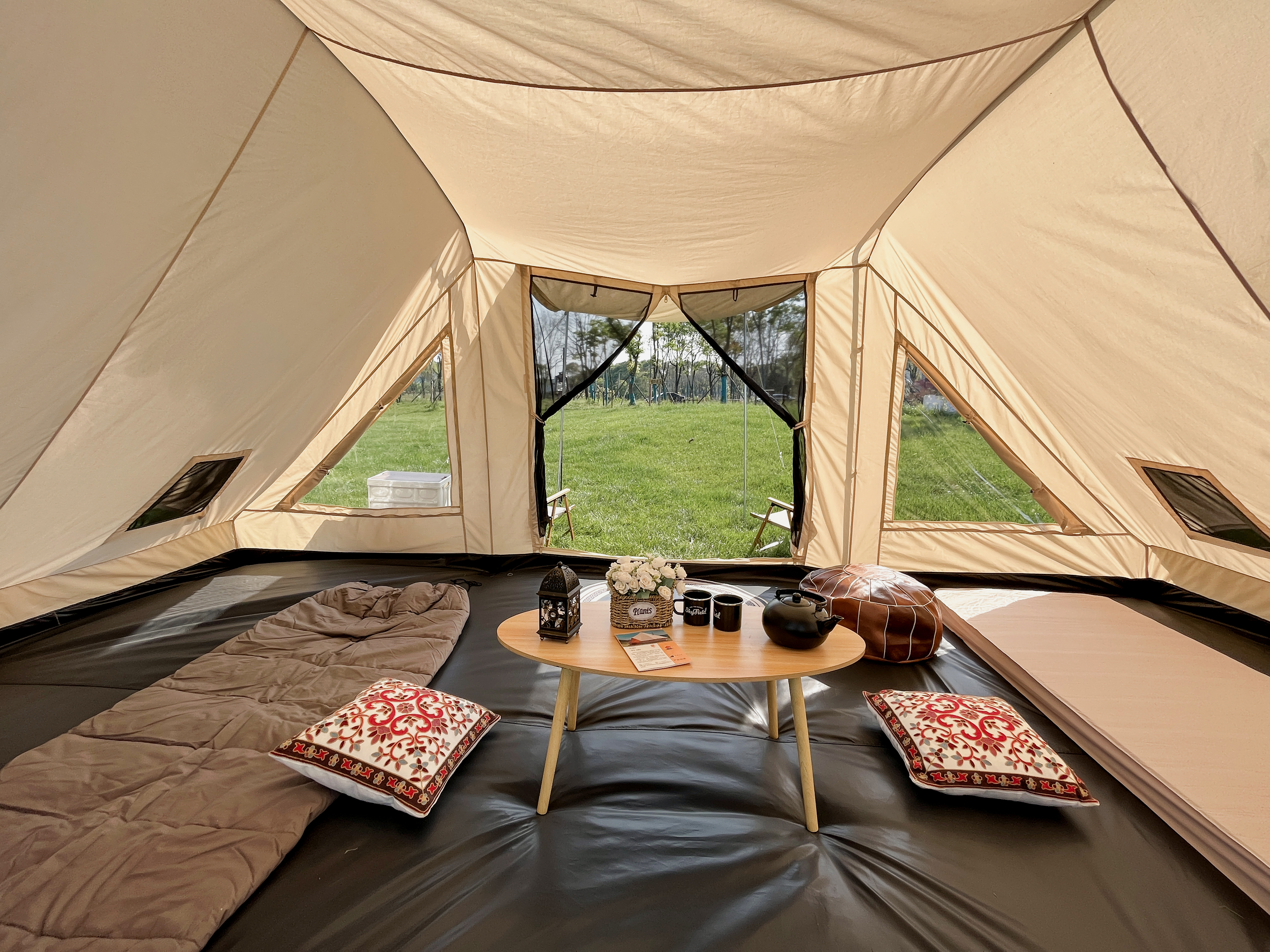 Horn Camping Tent -Large Capacity Luxury Shelter for Commercial Outdoor Operations