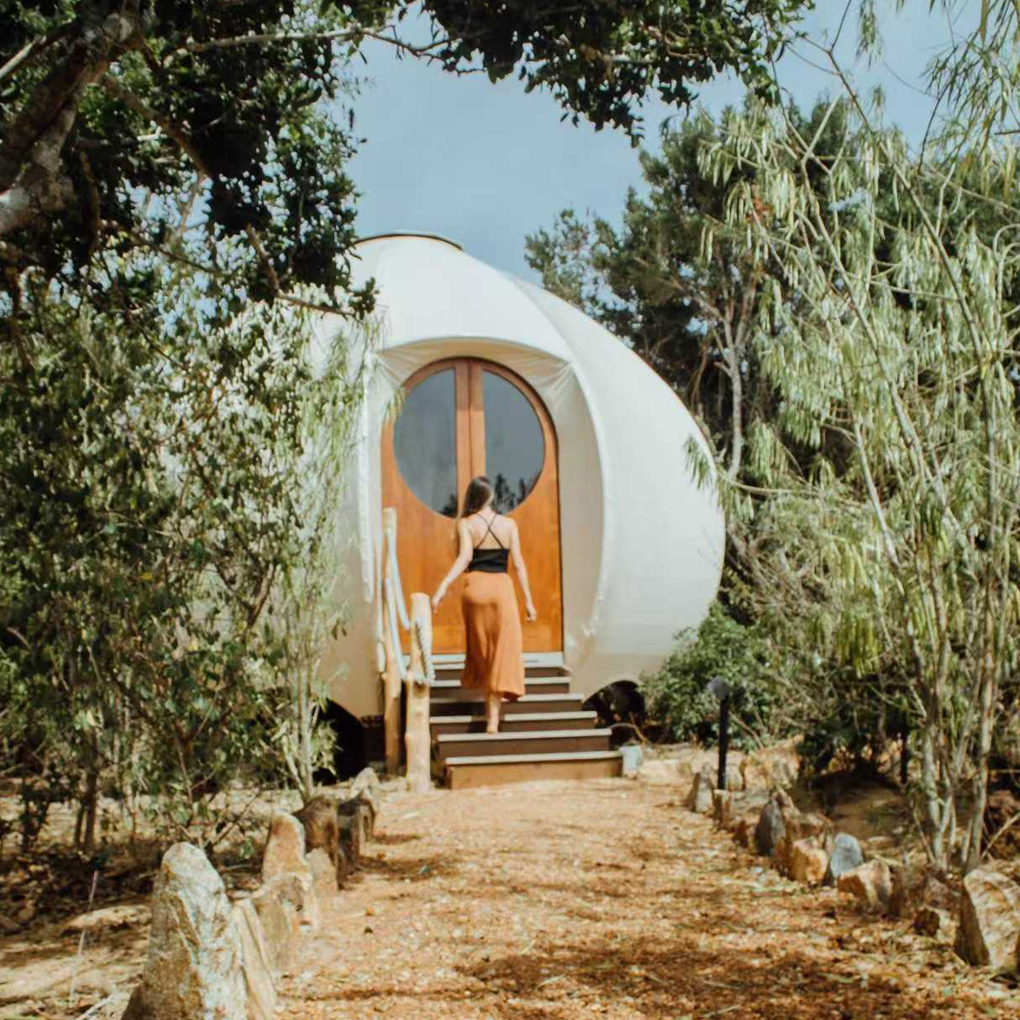 Onion Pod Tent | Premium Egg-Shaped Glamping Structure | B2B Supplier