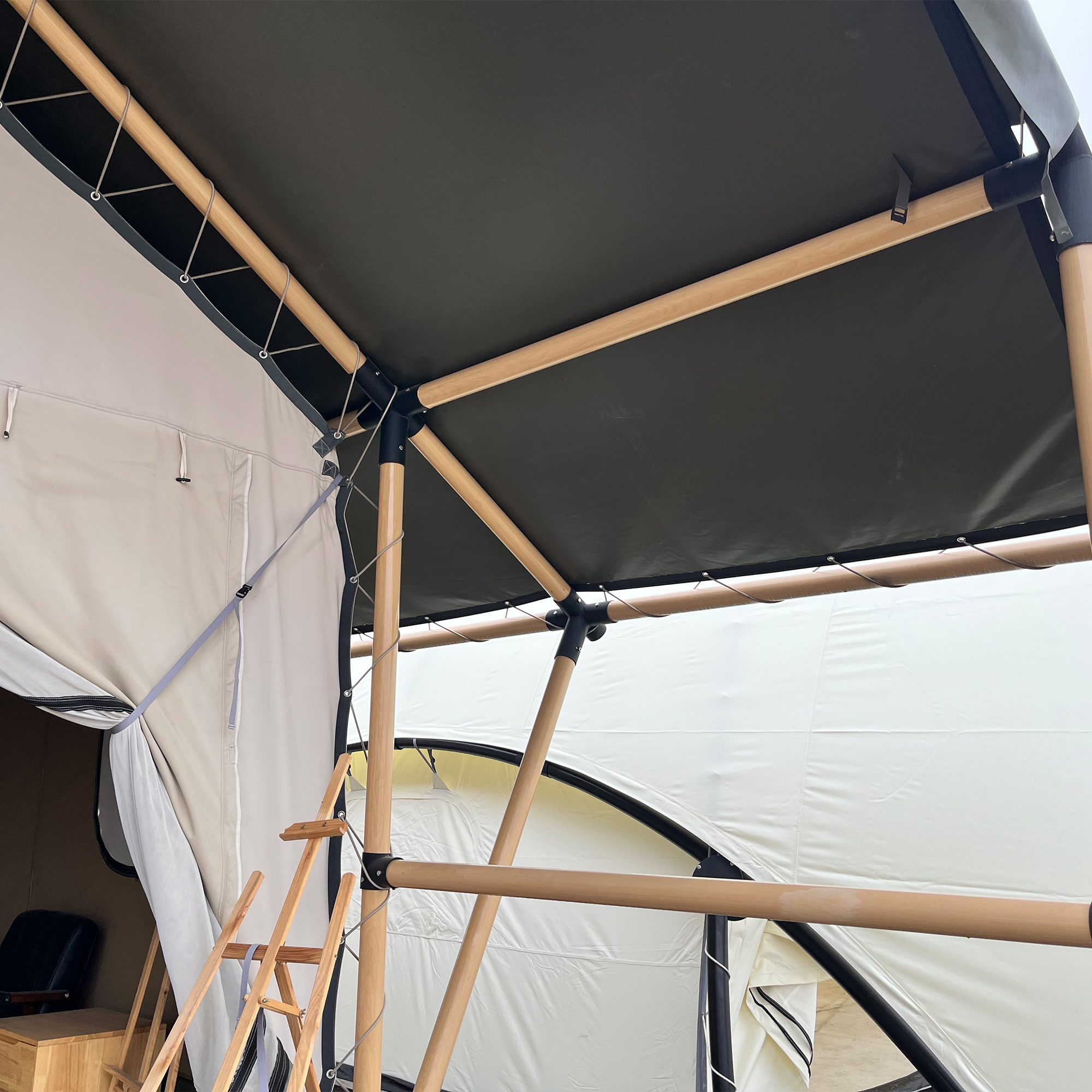 Luxury Savanna Hotel Tent | Safari-Style Glamping Lodge with Double-Layer Roof