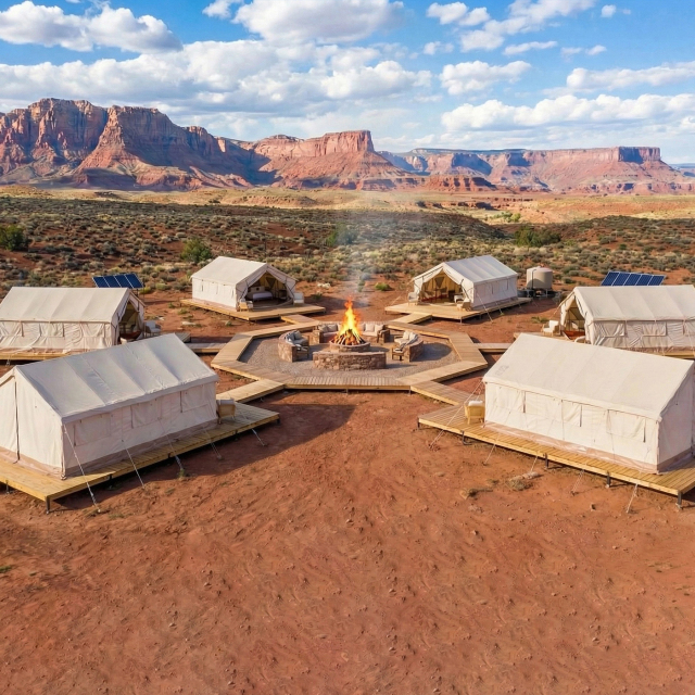 Heavy-Duty Canvas Wall Tent | Professional Eco-Lodge & Glamping Solution