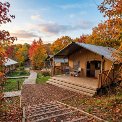 Luxury Savanna Hotel Tent | Safari-Style Glamping Lodge with Double-Layer Roof