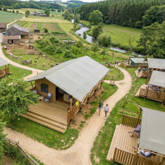 Luxury Savanna Hotel Tent | Safari-Style Glamping Lodge with Double-Layer Roof