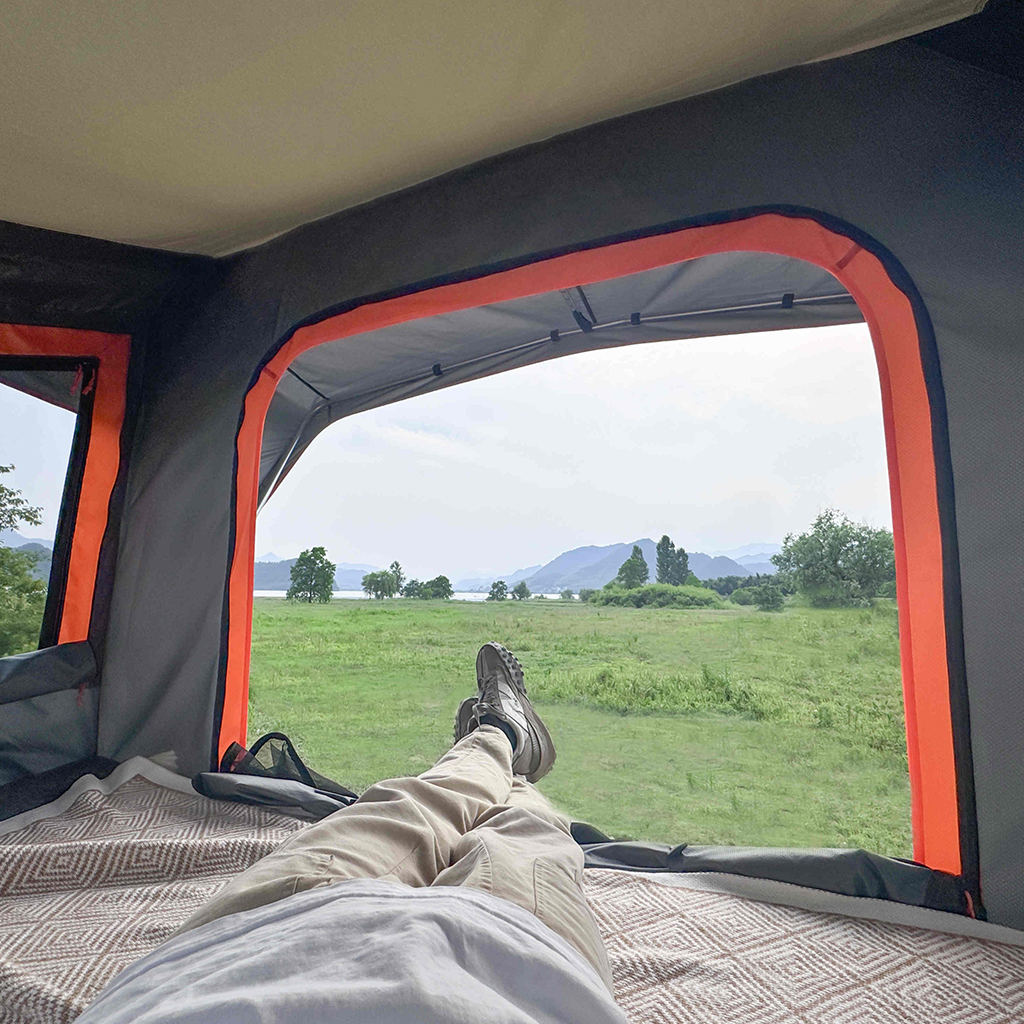 Soft Shell Rooftop Tent - 3-Person All-Season Waterproof Shelter for Group Events & Rental Fleets