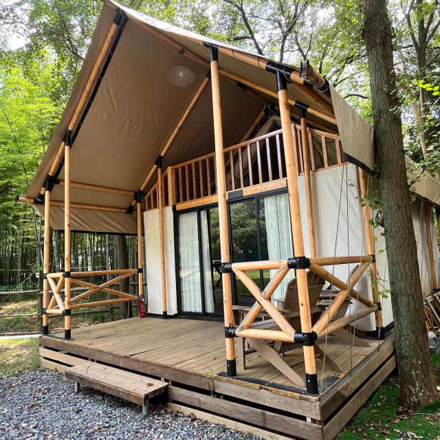 Pasture Land Duplex Tent | Two-Story Wooden Frame Glamping Lodge with 850GSM PVDF Weatherproof Canopy & Private Balcony
