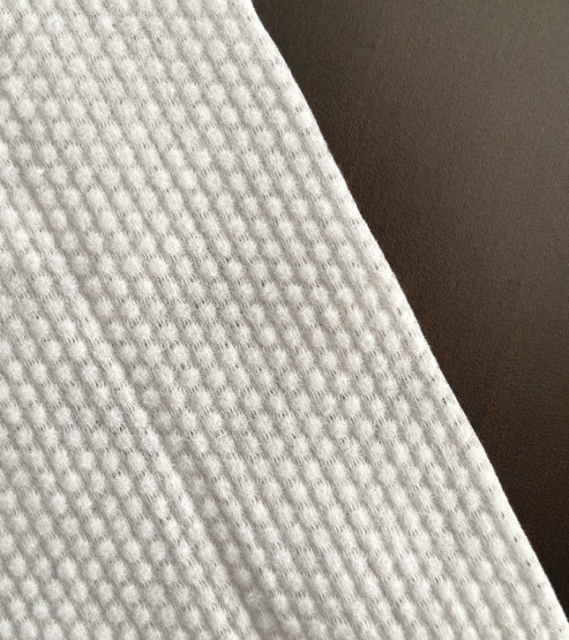 Medium Cross Embossed Increase friction, semi cross process, balanced longitudinal and transverse tension