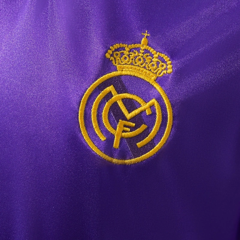 1984/85 Real Madrid Long Sleeve Away Jersey