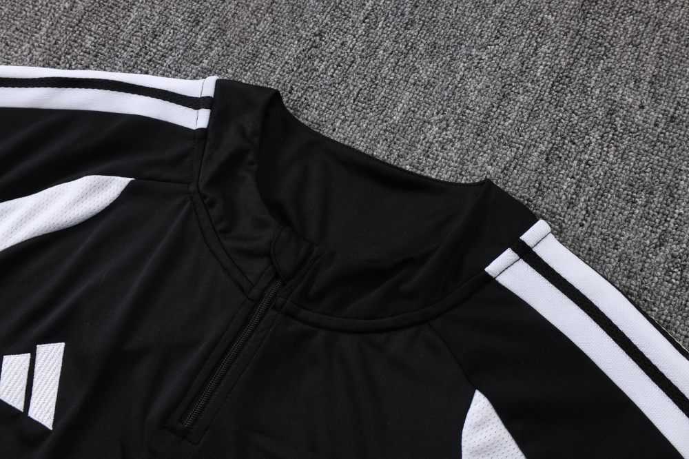 2026/27 Real Madrid Tracksuits Training Suit