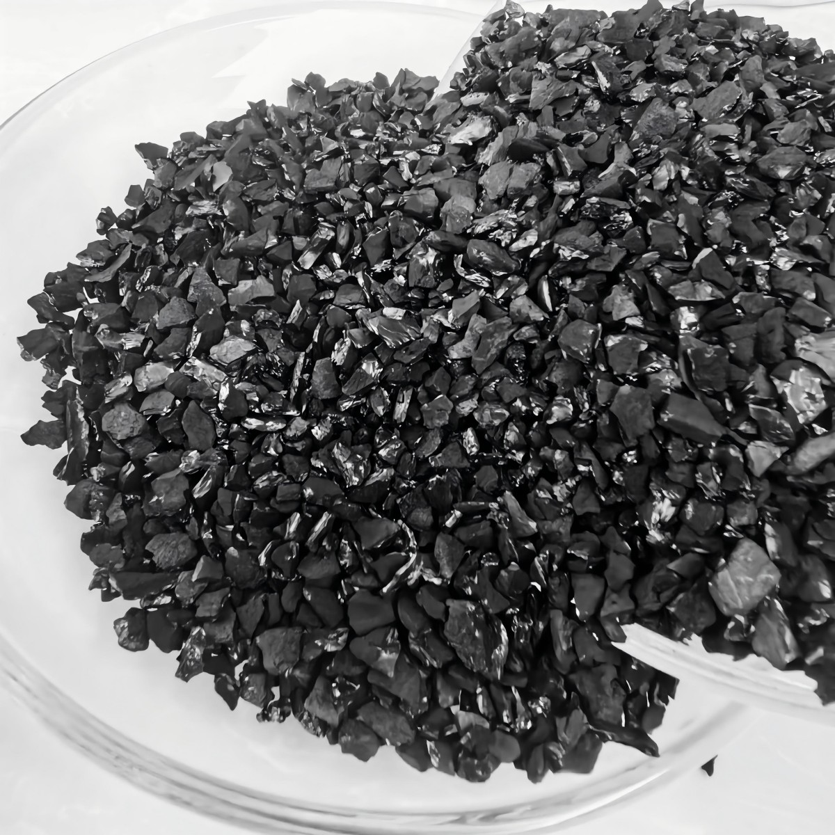 Nut shell activated carbon purifies air