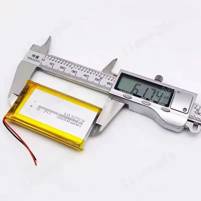 103759 3.7V 3000mAh LiPo battery for monitor