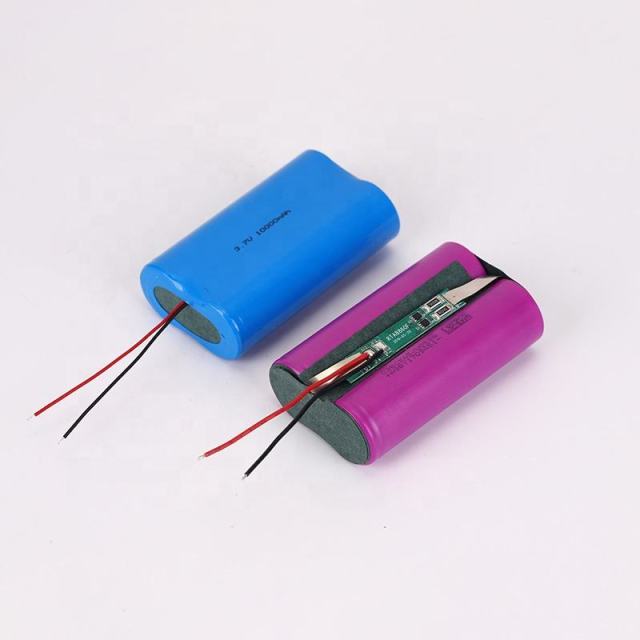 21700 3.7V 10000mAh Li-ion Battery For Medical Products & Robots