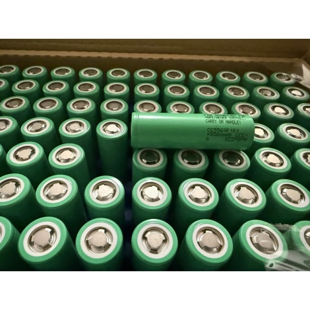 Samsung 21700 58E 3.6V 5500mAh 10A  Li-ion Battery Cell