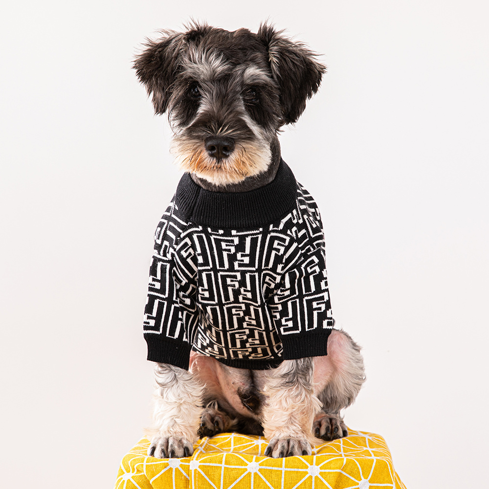 Monochrome FF Geometric Pattern Knitted Pet Sweater (Black & White Edition)