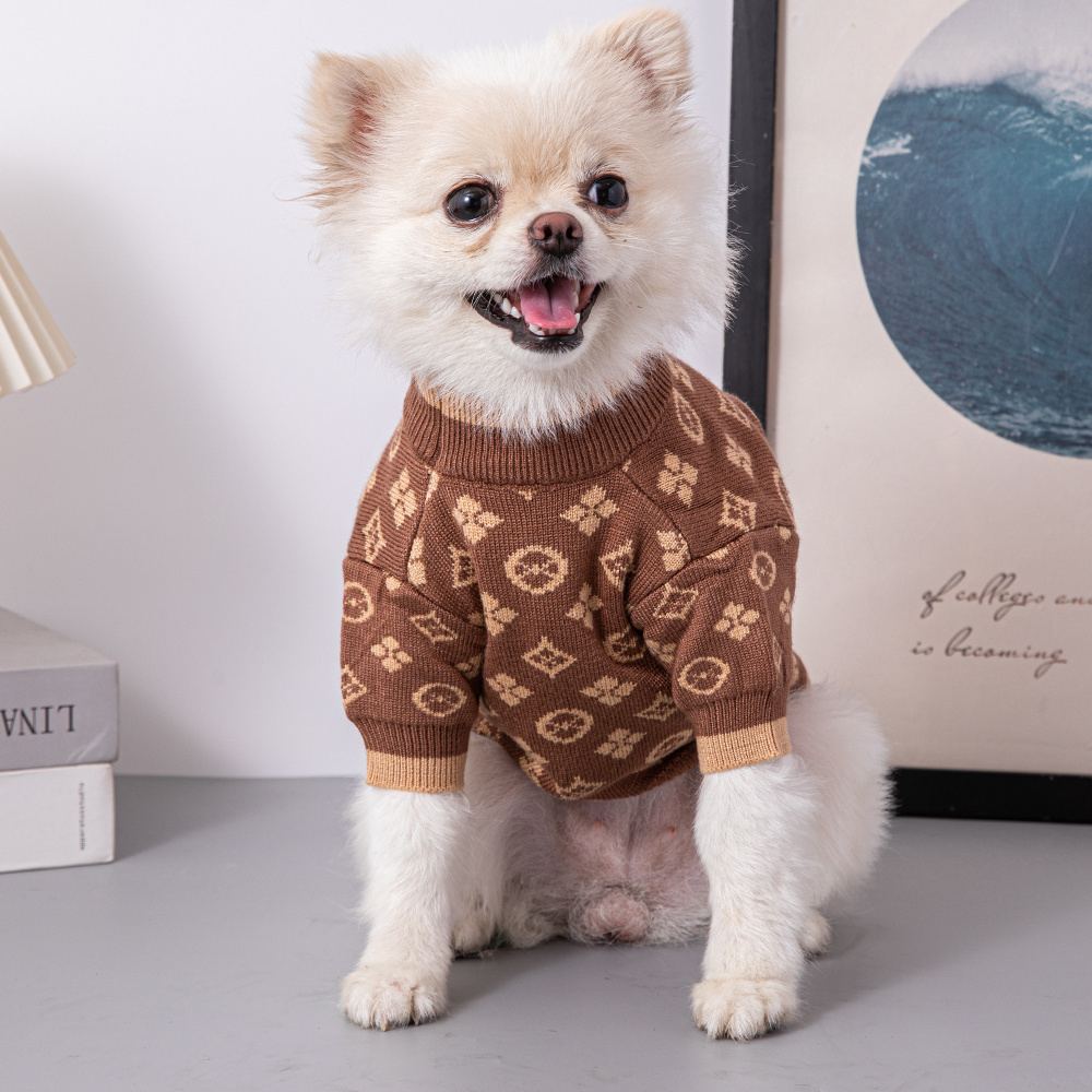Luxury VV Pattern Knitted Pet Sweater with Classic Design for Small to Medium Dogs