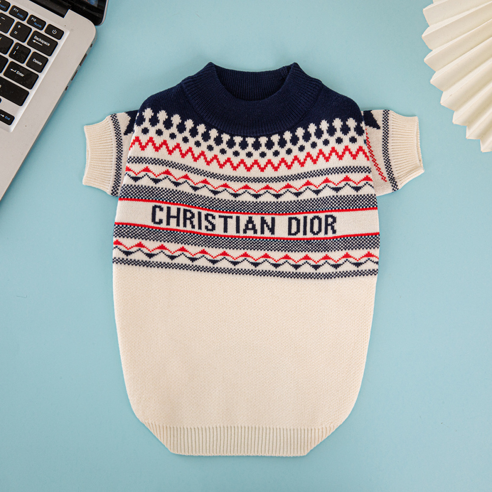 Nordic-Inspired Patterned DD Pet Knit Sweater with Logo Detail