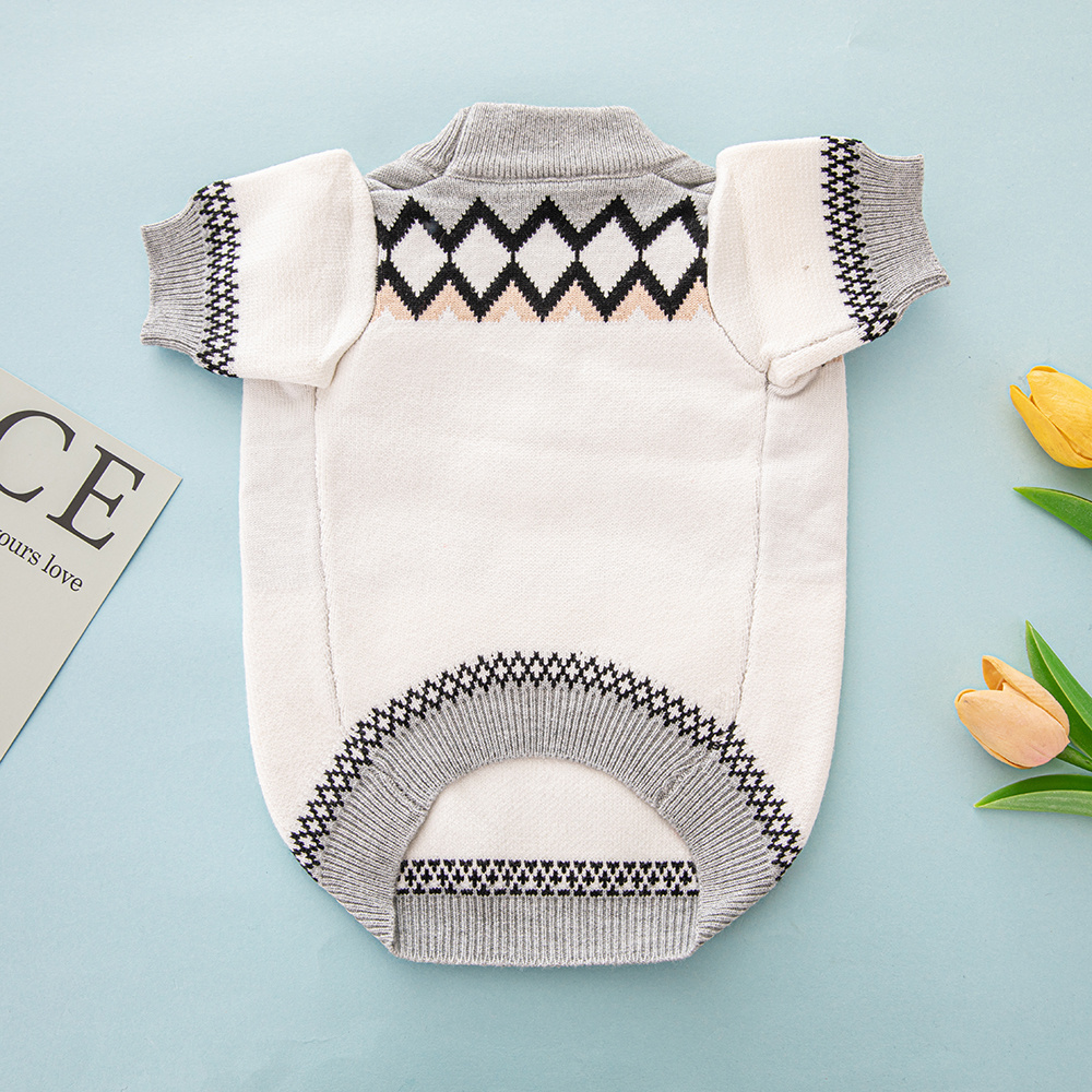 High-End Patterned PP Knit Pet Sweaters with Brand Design
