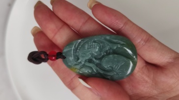Unique Certificated Type A Untreated Blue Yellow Watery Guatemalan Jadeite Oval Pendant With Fish And Lotus Leaf Carved,Amulet Pendant,DIY Jewelry Supplies