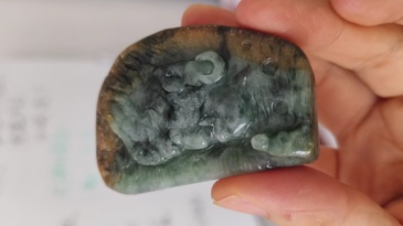 Unique Natural Type A Untreated Blue Yellow Waxy Burmese Jadeite Irregular Pendant With Mythical Beast And 悟道,DIY Jewelry Supplies