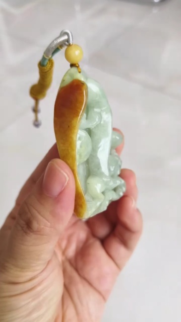 Unique Certificated Natural Type A Untreated Yellow Green Watery Burmese Jadeite Irregular Pendant With Gecko Carved,Amulet Pendant,DIY Jewelry Supplies