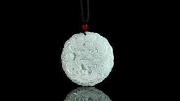 Natural Type A Untreated Green Icy Waxy Burmese Jadeite Round Pendant With Dragon Carved,Burma Jadeite Loose Pendants,DIY Jewelry Supplies