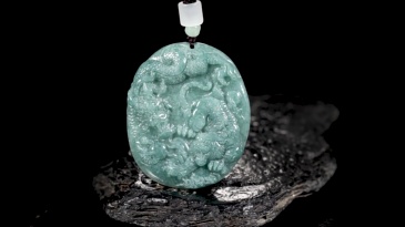 Natural Type A Untreated Blue Watery Guatemalan Jadeite Oval Pendant With Dragon And Tiger Carved,Amulet Pendant,DIY Jewelry Supplies