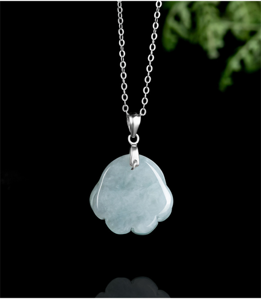Natural Type A Untreated 25.8mmX17mmX6.5mm Light Green Watery Burmese Jadeite Cat Paw Pendant Necklace,Light Green White Pendant Necklace