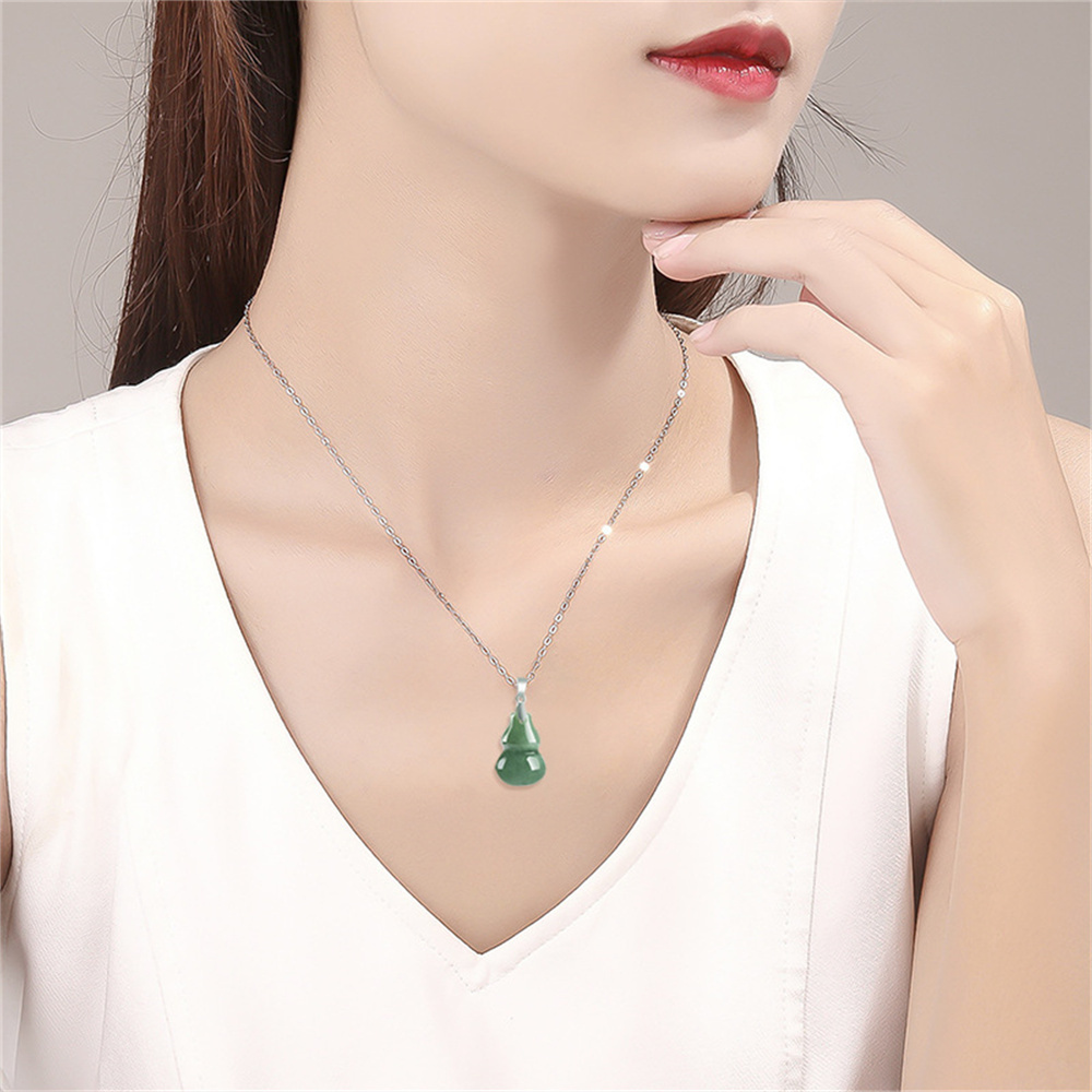 Natural Certificated Type A Untreated 29mmX15.5mmX13.5mm Bean Green Watery Burmese Jadeite Hand Carved Gourd Pendant Necklace,Auspicious Pendant Necklace,Amulet Pendant Necklace