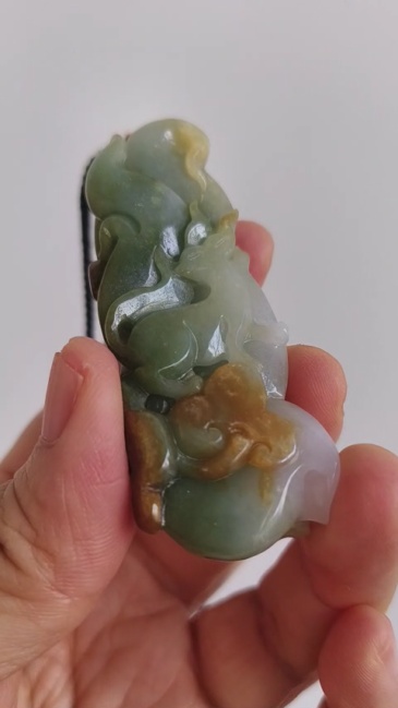 Natural Certificated Type A Untreated 67X26X12mm Green White And Yellow Burmese Jadeite Irregular Pendant With Nine Tailed Fox Carved,Burmese Jadeite Pendant Necklace