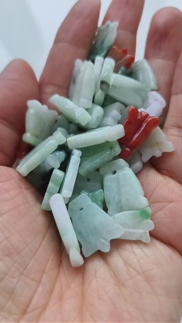 10pcs Natural Certificated Type A 13-18X8-13X3mm Icy Green White Yellow Red Burmese Jadeite Tulip Pendant,Tulip Charms,DIY Jewelry Supplies