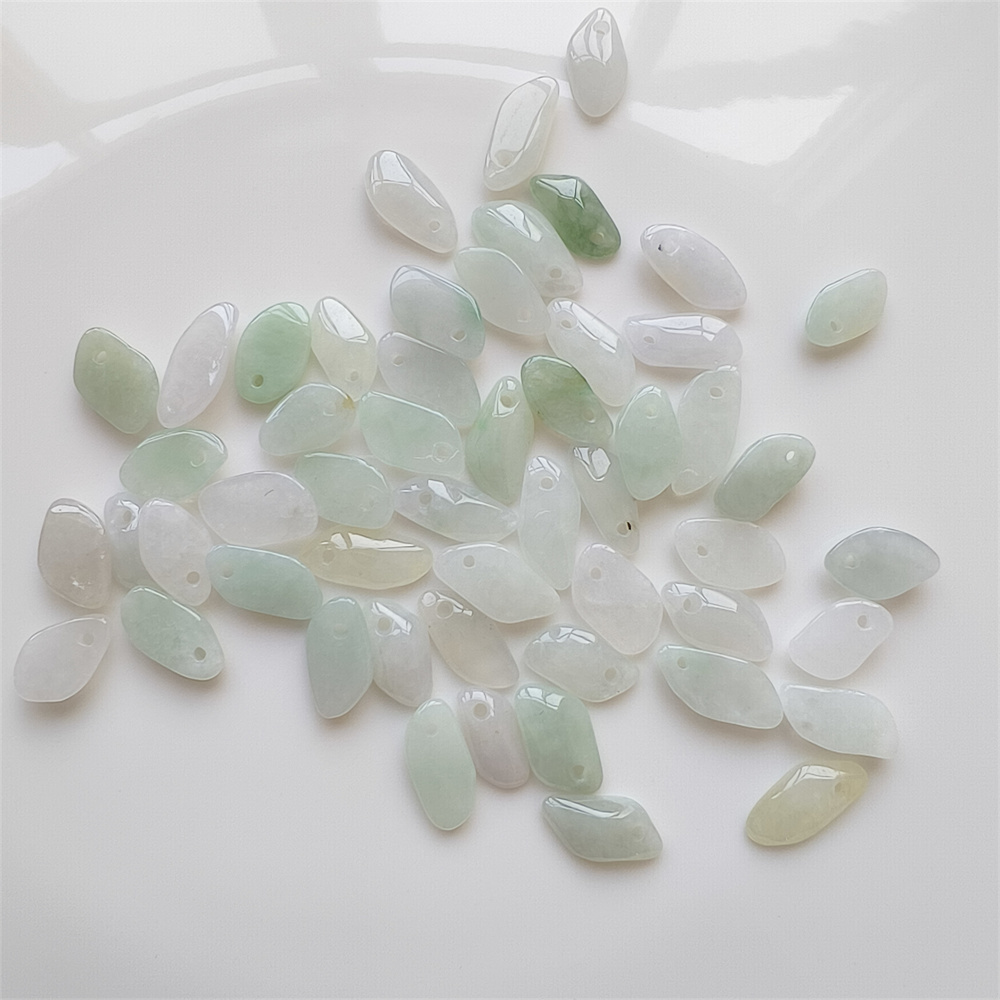 25Pcs 12-15X5-8X3mm Natural Certificated Type A Untreated Icy Watery Green White Burmese Jadeite Irregular Charms,Burma Jadeite Loose Charms,DIY Jewelry Supplies