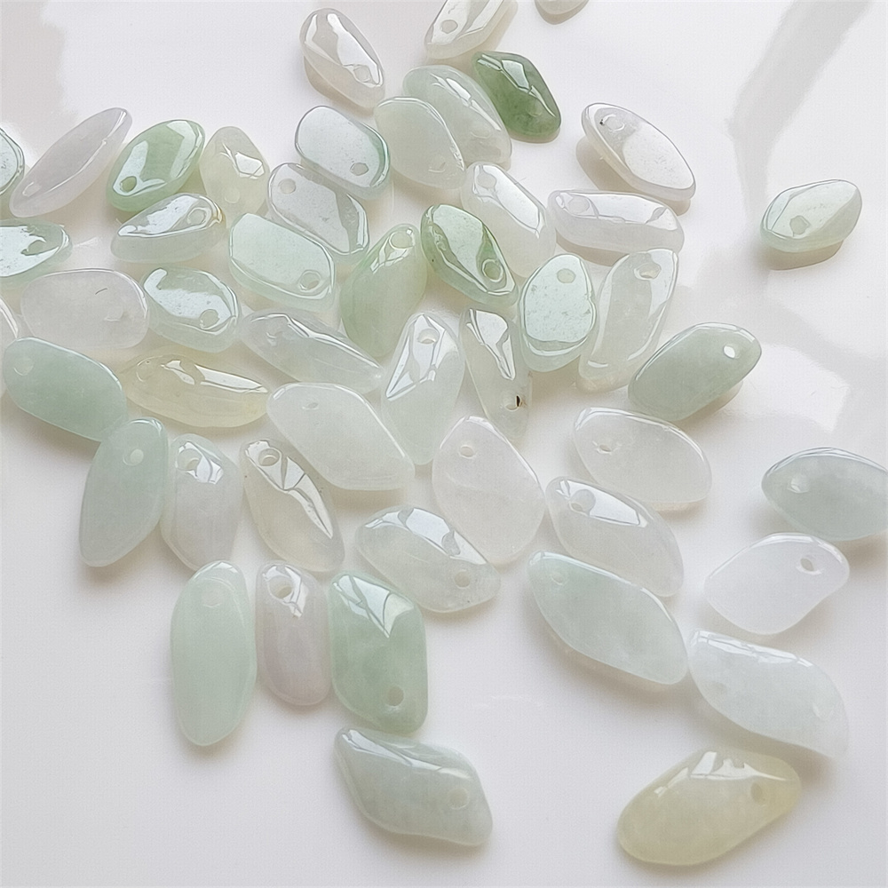 25Pcs 12-15X5-8X3mm Natural Certificated Type A Untreated Icy Watery Green White Burmese Jadeite Irregular Charms,Burma Jadeite Loose Charms,DIY Jewelry Supplies