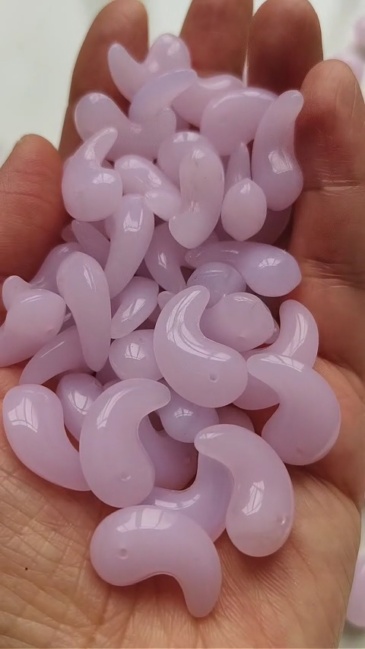 20pcs Natural Pink Dyed Quartz 50X14X8mm Magatama Pendant,Pink Magatama Pendant,DIY Jewelry Supplies