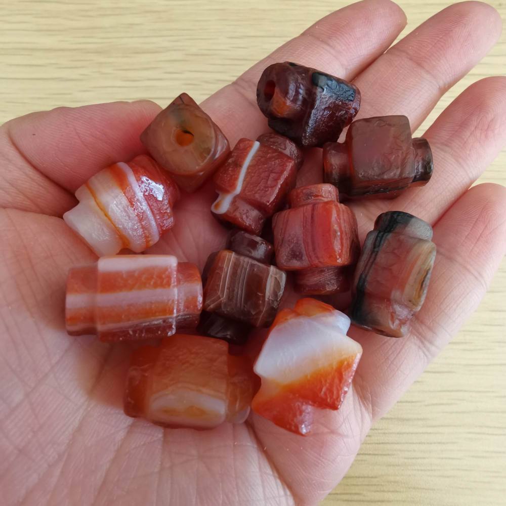 Natural Tibetan Weathered Wrinkled Red Old Agate Tripod Shape Beads,Ancient Antique Agate,Semi Precious Genuine Stone,DIY Jewelry Supplies