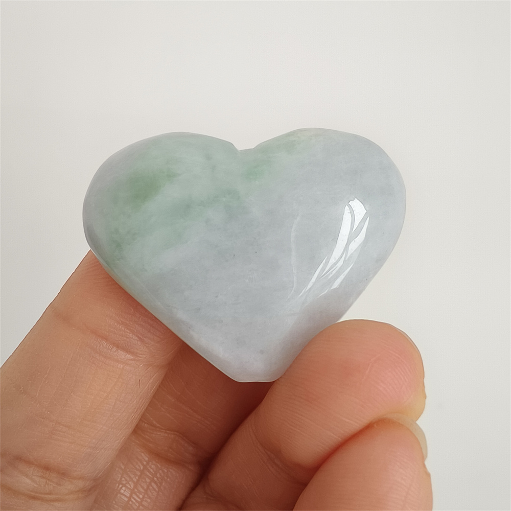 Natural Certificated Type A 27X35X13mm Green White Burmese Jadeite Heart Beads,Go Through Hole Heart Beads,DIY Jewelry Supplies