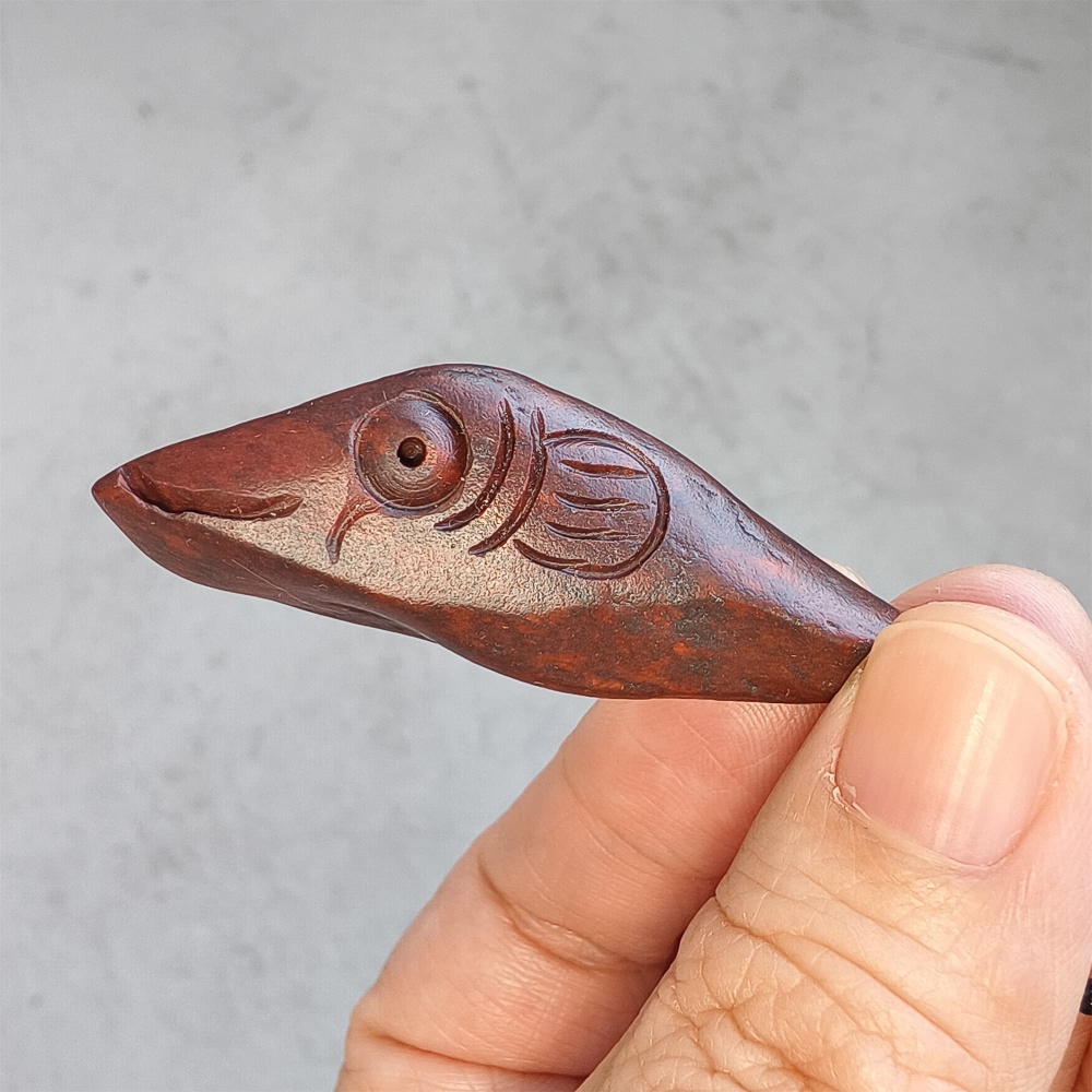 Natural Gobi Raw Stone 55X18X13mm Deep Red Fish Pendant ,DIY Jewelry Supplies