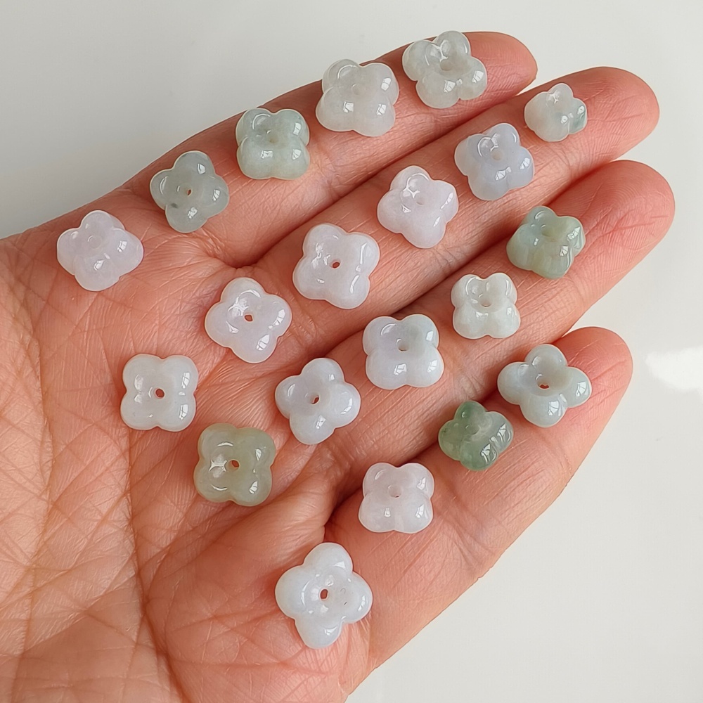 5pcs Natural Certificated Type A Untreated 7.5-10mm Light Green And White Burmese Jadeite Flowers Beads ,Myanmar Jadeite Beads,DIY Jewelry Supplies