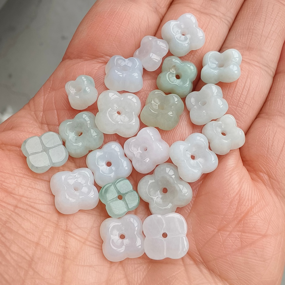 5pcs Natural Certificated Type A Untreated 7.5-10mm Light Green And White Burmese Jadeite Flowers Beads ,Myanmar Jadeite Beads,DIY Jewelry Supplies