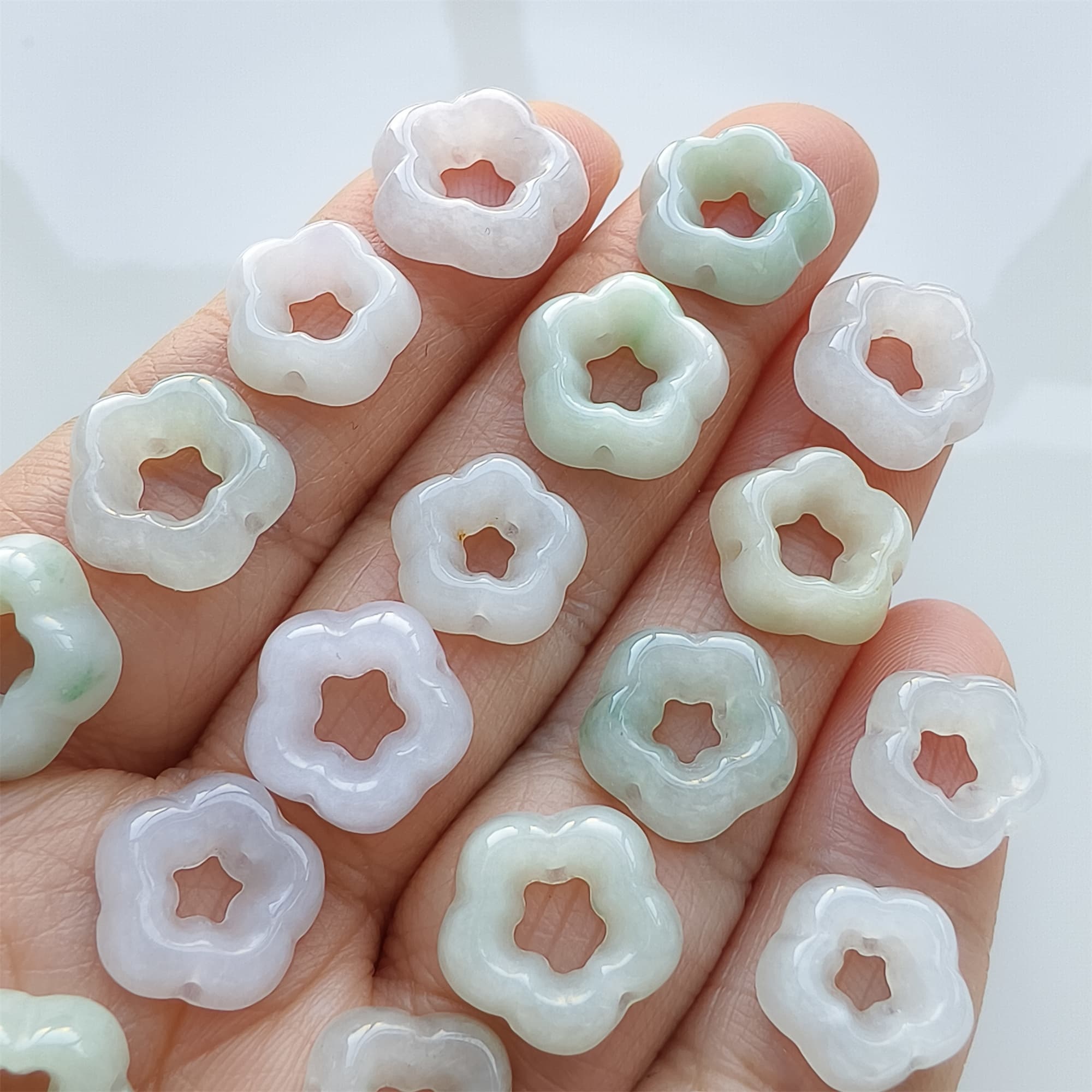 DDP | 5pcs 12-13.5mm Natural Certificated Type A Green White Jadeite Flower Beads,Burma Jadeite Loose Flower Beads,DIY Jewelry Supplies