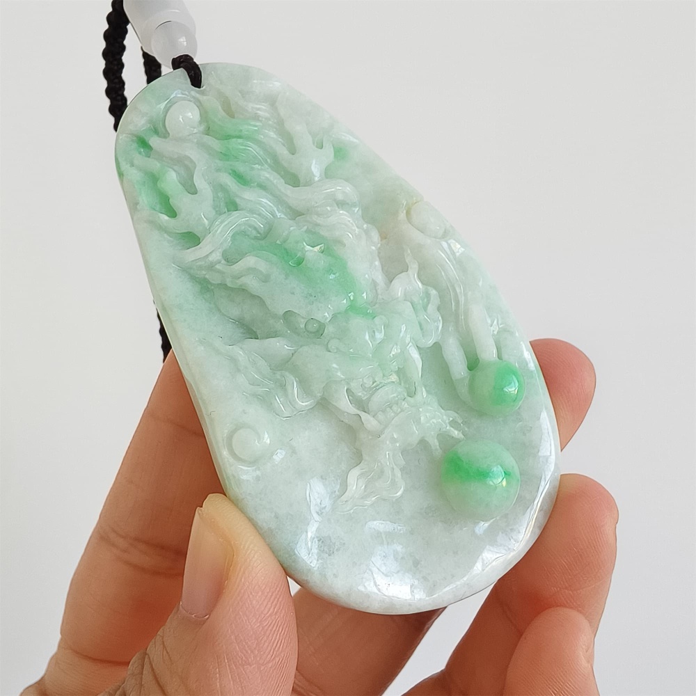 DDP | 78.3X44.7X11.2mm Natural Certificated Type A Green Burmese Jadeite Irregular Pendant With Dragon Carved,Amulet Pendant,DIY Jewelry Supplies