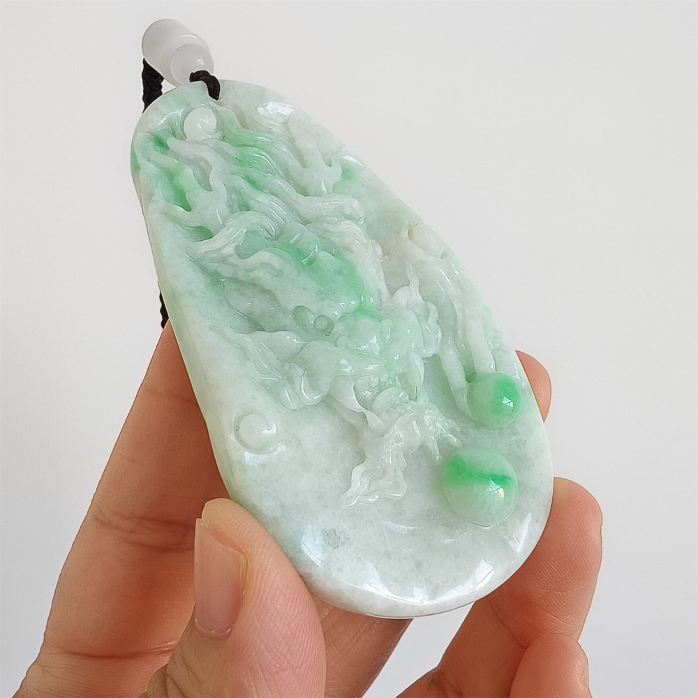 DDP | 78.3X44.7X11.2mm Natural Certificated Type A Green Burmese Jadeite Irregular Pendant With Dragon Carved,Amulet Pendant,DIY Jewelry Supplies