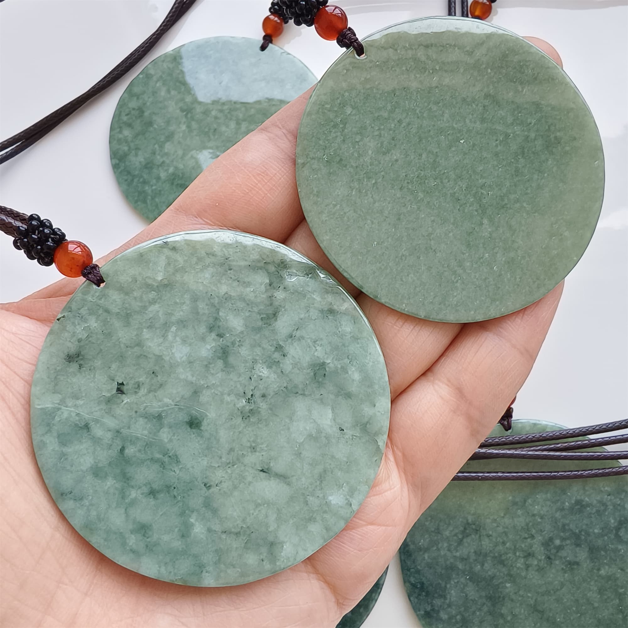 DDP | 54-61X1.6-4mm Natural Certificated Type A Bean Green Burmese Jadeite Round Pendant,平安无事,DIY Jewelry Supplies