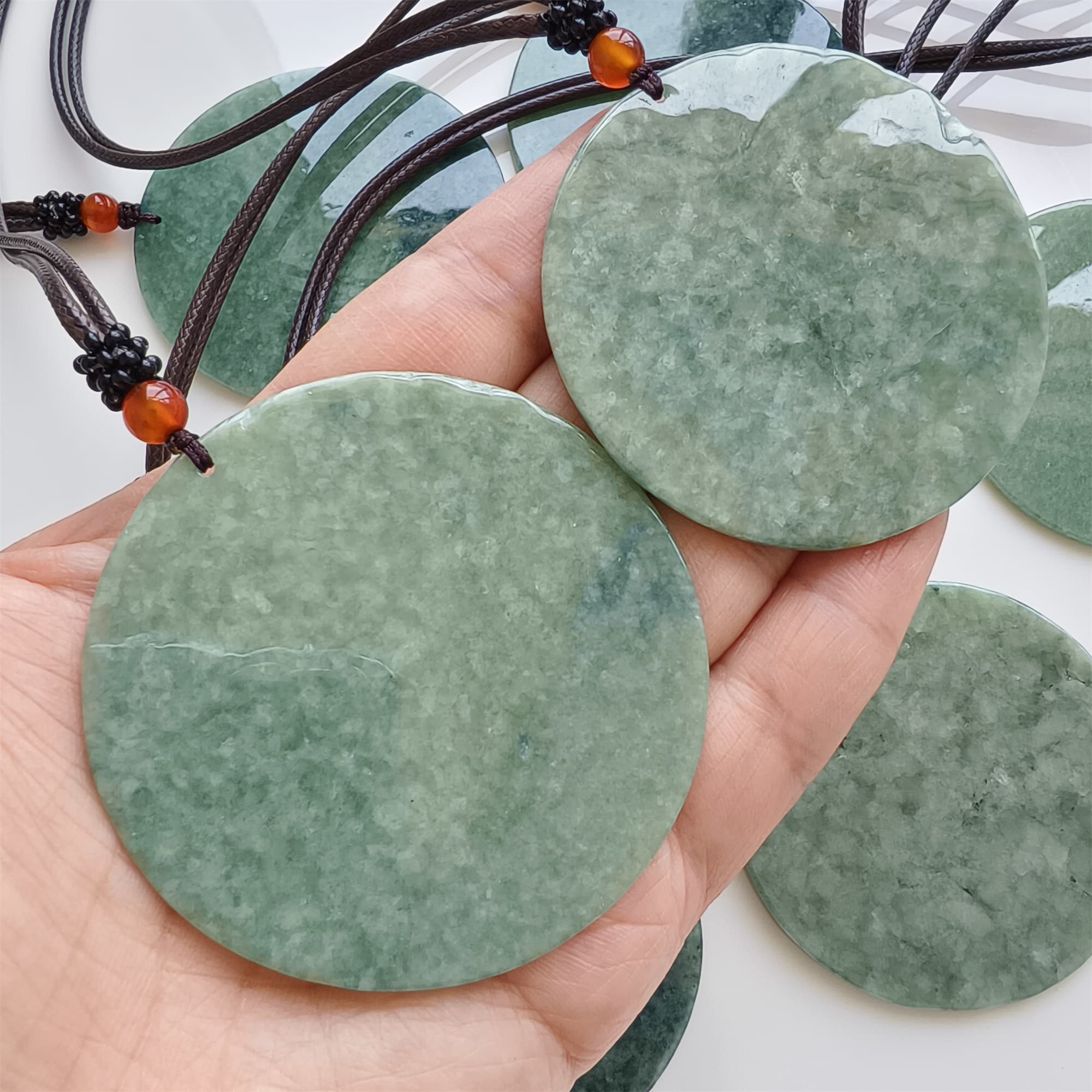 DDP | 54-61X1.6-4mm Natural Certificated Type A Bean Green Burmese Jadeite Round Pendant,平安无事,DIY Jewelry Supplies
