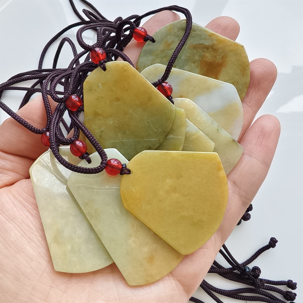 DDP | 36.4-48.9X30-44.5X2-2.9mm Natural Certificated Type A Yellow Green Burmese Jadeite Fan Shaped Pendant,平安无事,DIY Jewelry Supplies