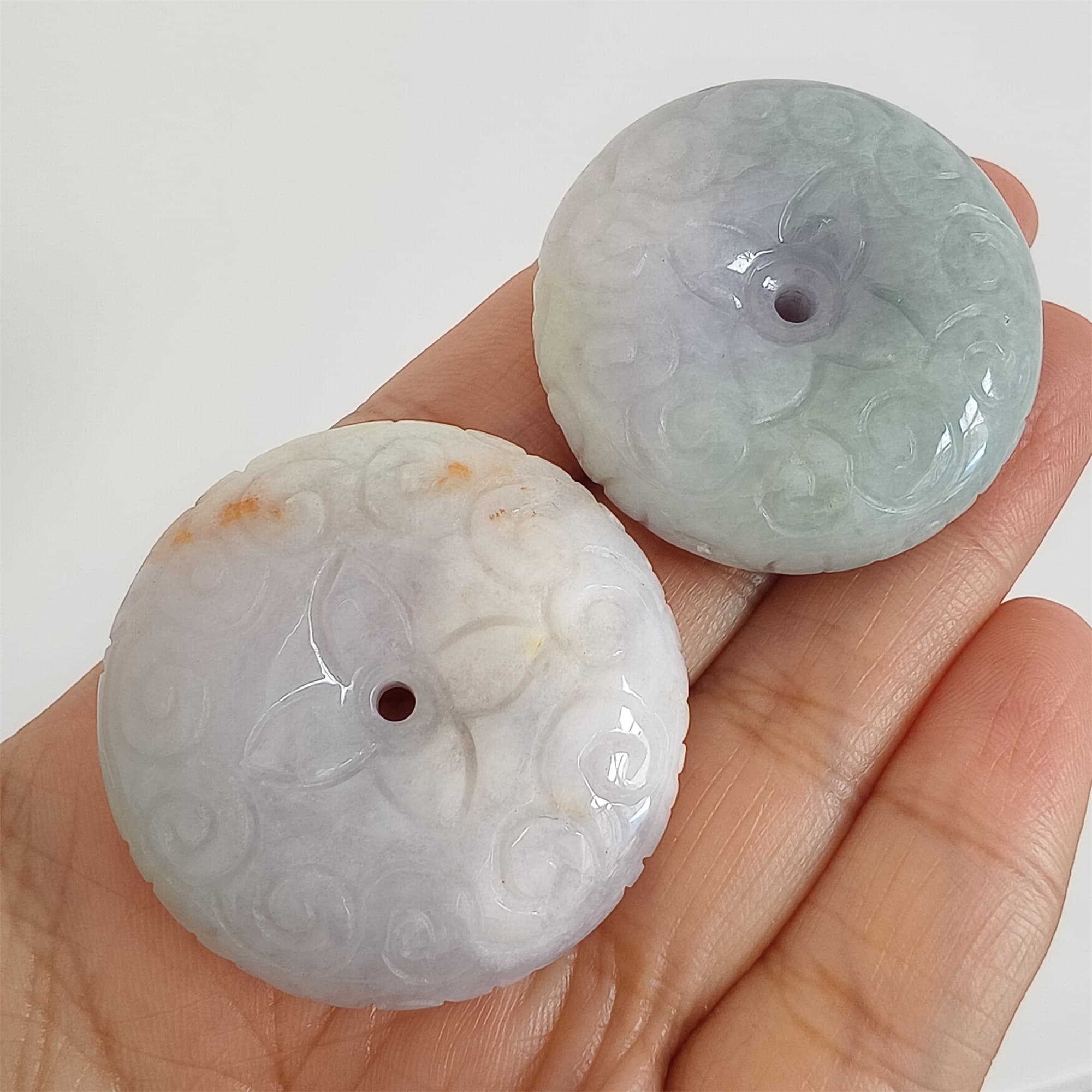 DDP | 1pc Natural Certificated Type A Icy Waxy Light Green Lavender Burmese Jadeite Safety Buckle Pendant With Flowers Carved,Amulet Pendant